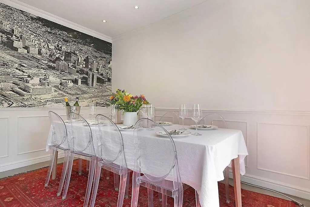 Stunning 2-Bedroom House In Leafy Claremont Le Cap